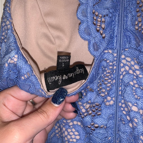 Lace Dress - Picture 5 of 5